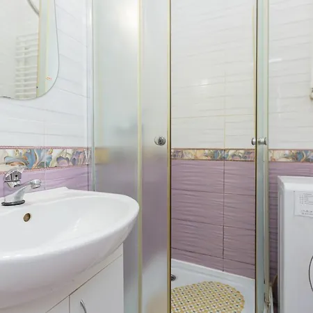 подобово вулиця данилишина біля краківського ринку місто