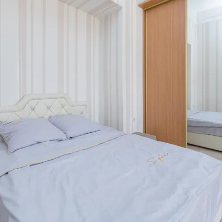 подобово вулиця данилишина біля краківського ринку місто Lviv