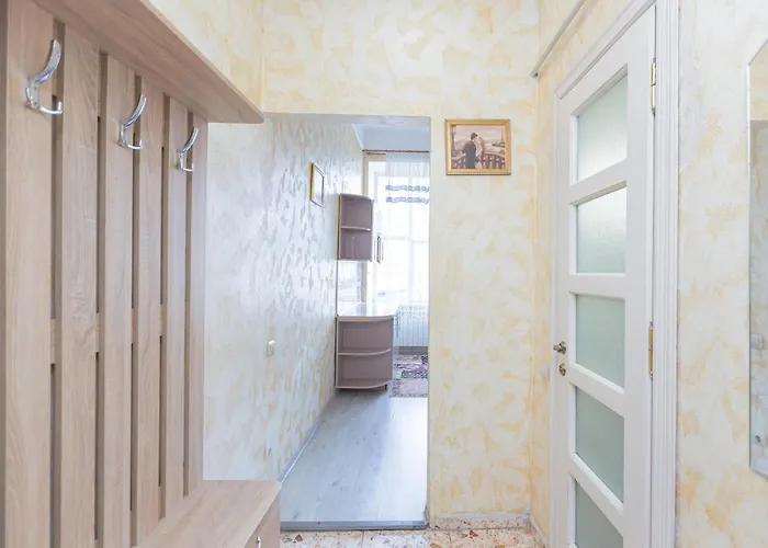 подобово вулиця данилишина біля краківського ринку місто Lviv